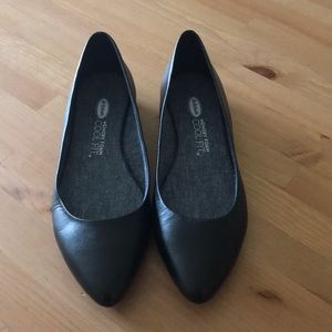 Black Pointed Toe Flats